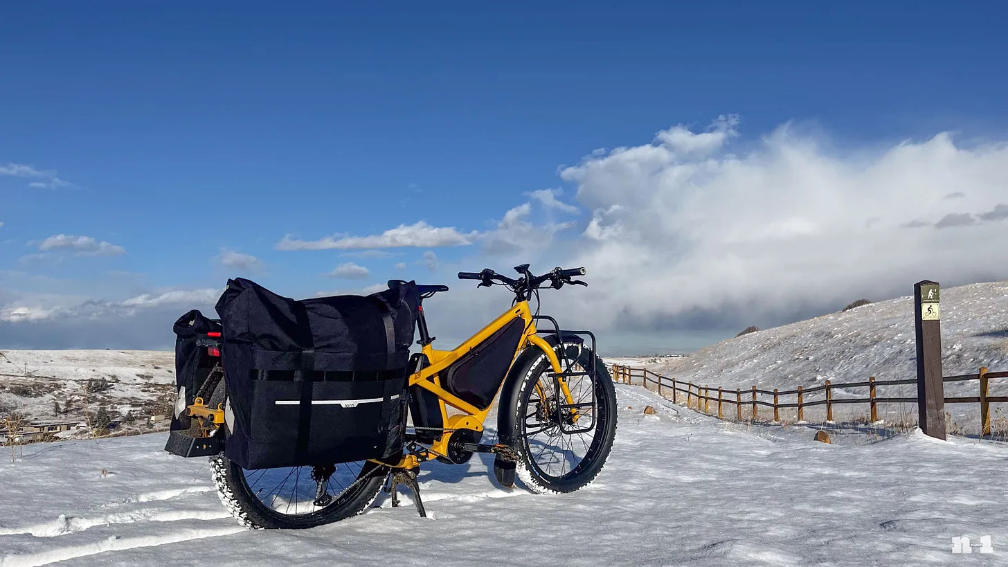 Tern Orox adventure cargo e-bike in the snow. Image by James Huang N-1